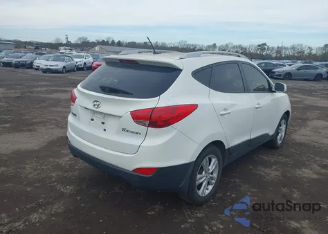 2011 Hyundai Tucson Gls z USA, uszkodzony, nr VIN KM8JU3AC9BU299837